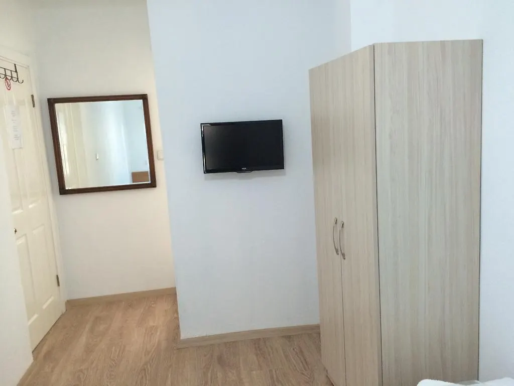 Bed & Breakfast Tay Pansiyon Bodrum