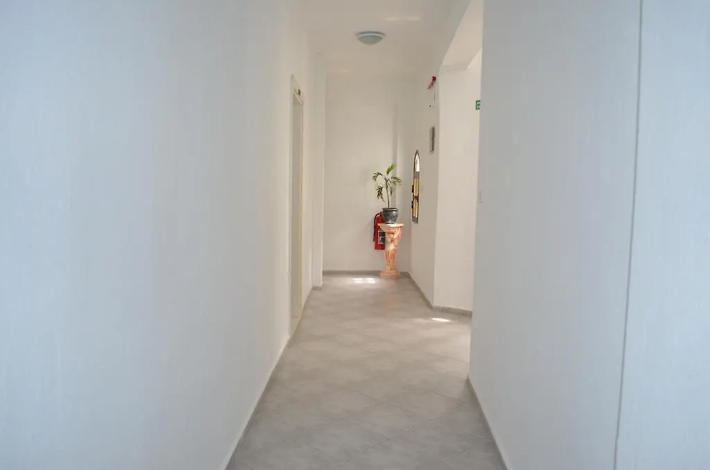 Bed & Breakfast Tay Pansiyon Bodrum
