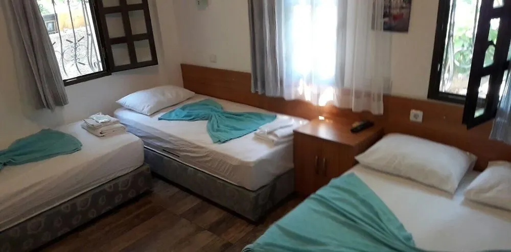 Bed & Breakfast Tay Pansiyon Bodrum