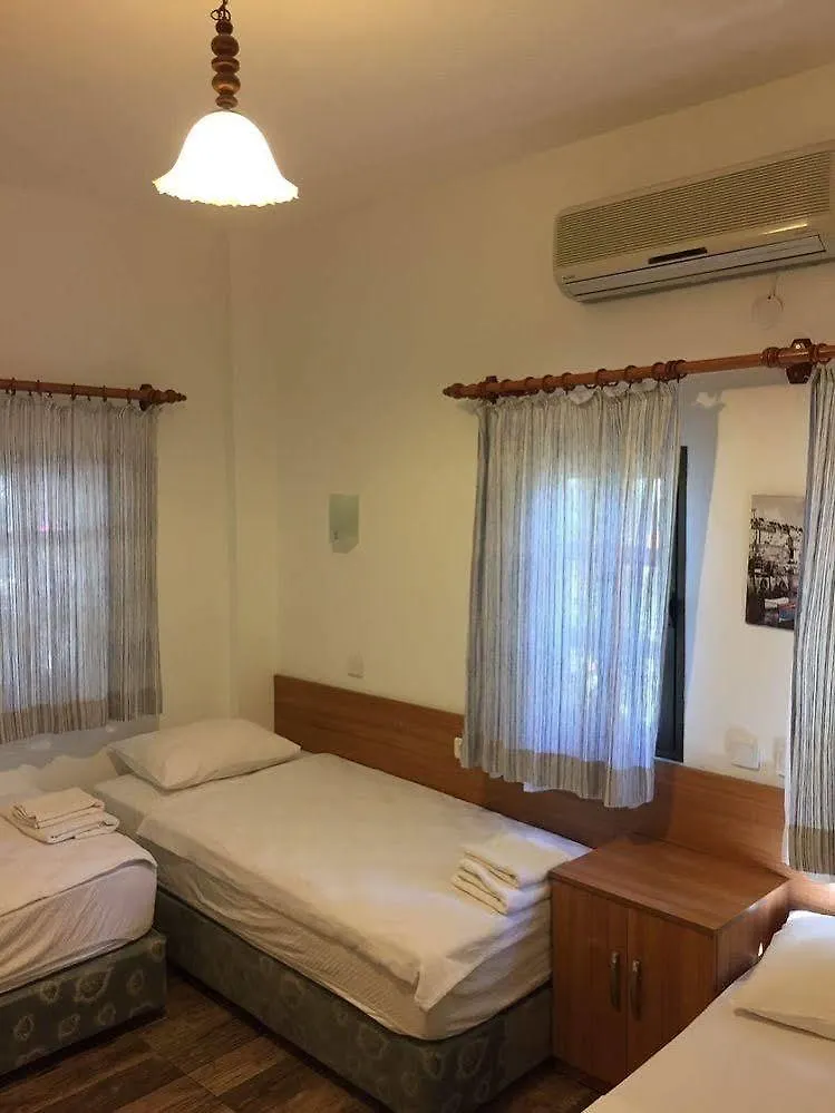 Bed & Breakfast Tay Pansiyon Bodrum