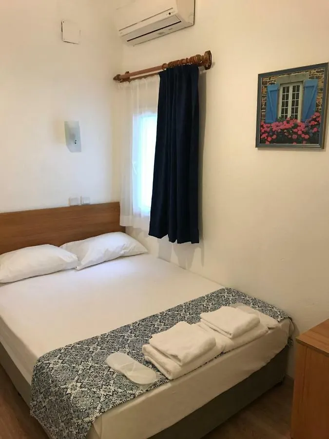 Bed & Breakfast Tay Pansiyon Bodrum